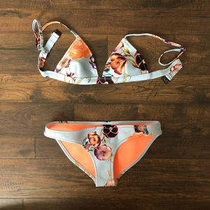 Triangl swimsuit bikini